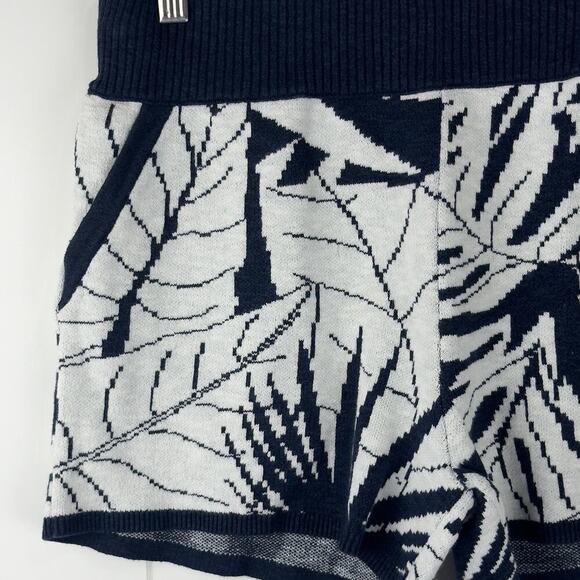 MADEWELL PULL ON TROPICAL VACATION SWEATER SHORTS IN DEEP NAVY NWOT SIZE XS - Picture 5 of 16